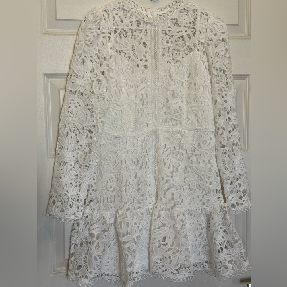 White long sleeve dress